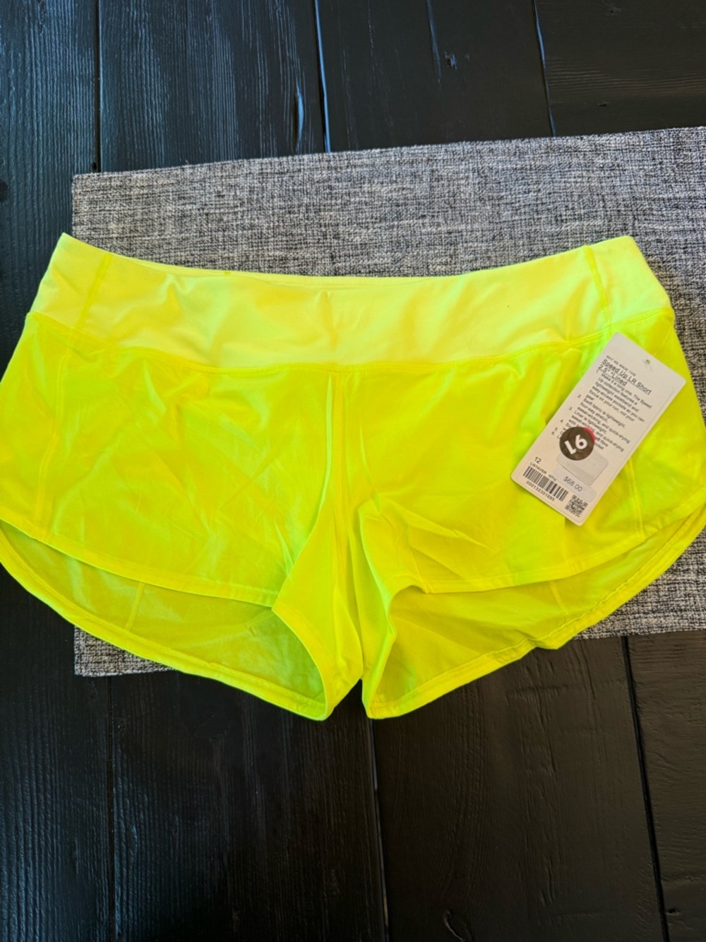 lululemon Speed Up Shorts (Highlighter Yellow)